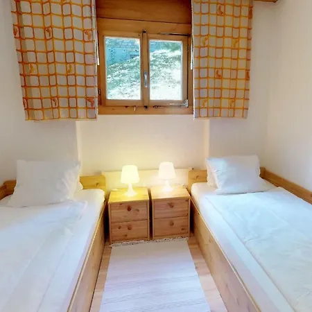 Apartment Giant 2 St. Moritz